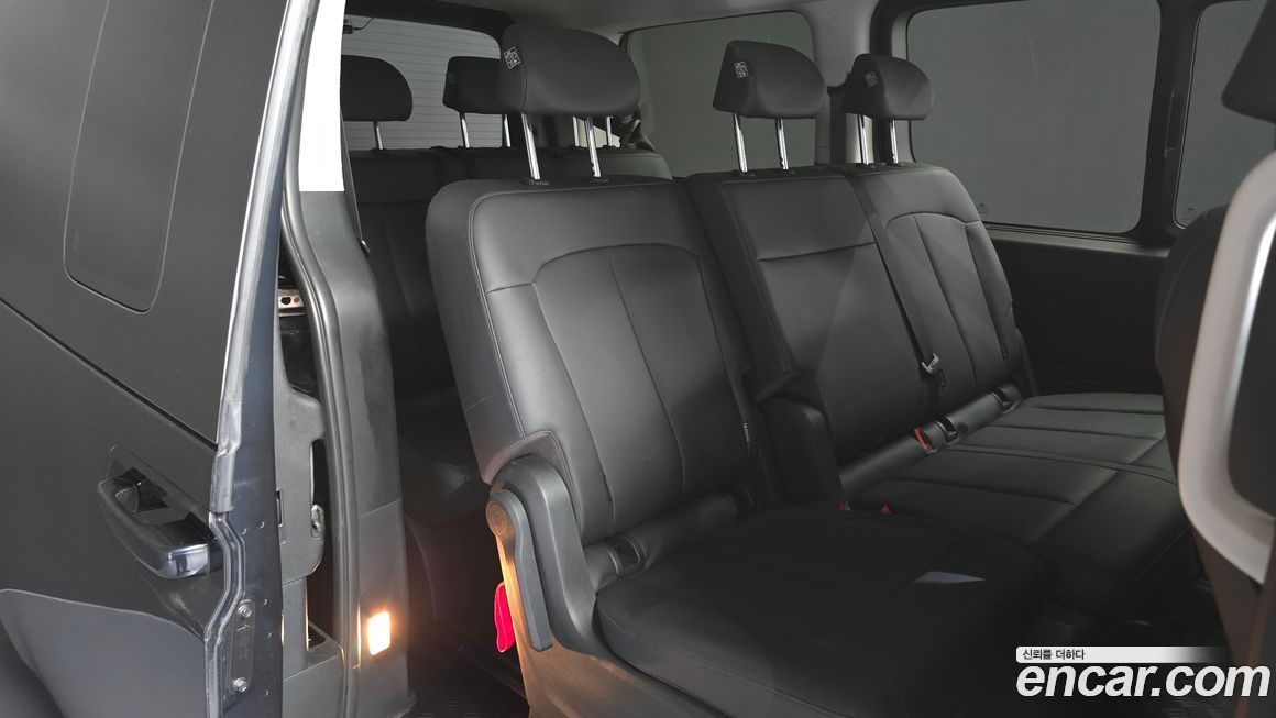 Hyundai Staria 2025
