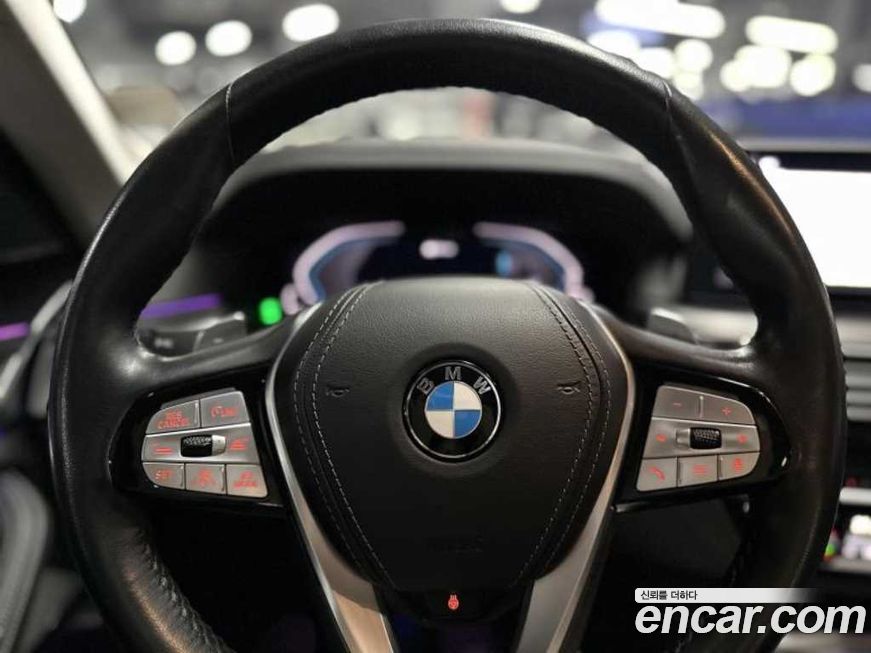 BMW 5-Series 2021