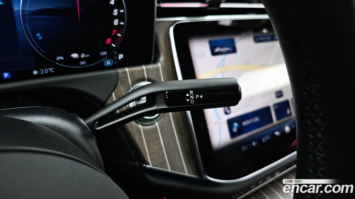 Mercedes-Benz E-Class 2025