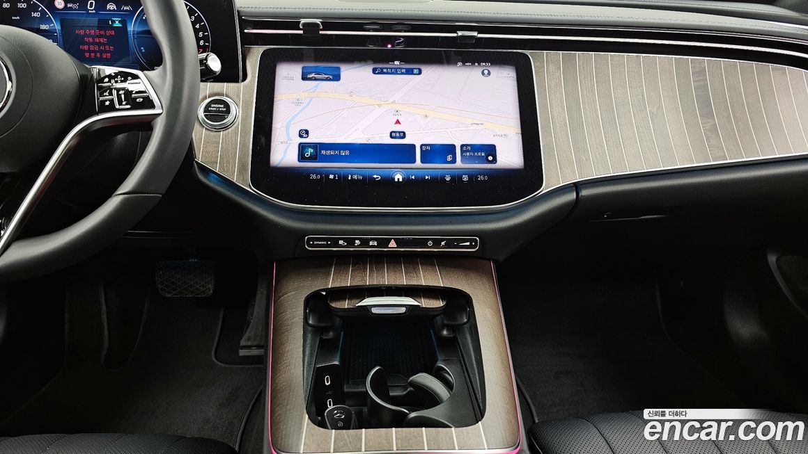 Mercedes-Benz E-Class 2025