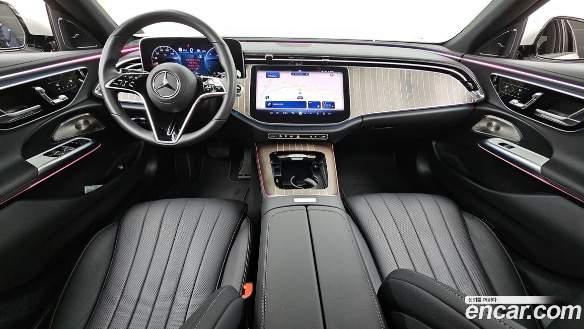 Mercedes-Benz E-Class 2025