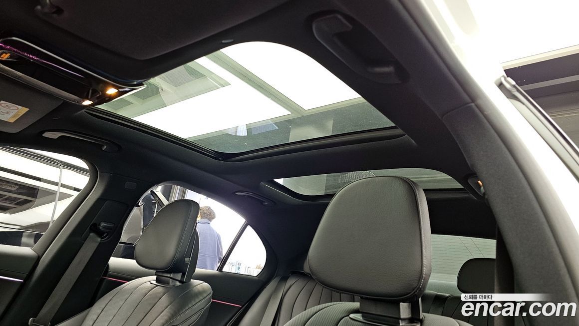 Mercedes-Benz E-Class 2025