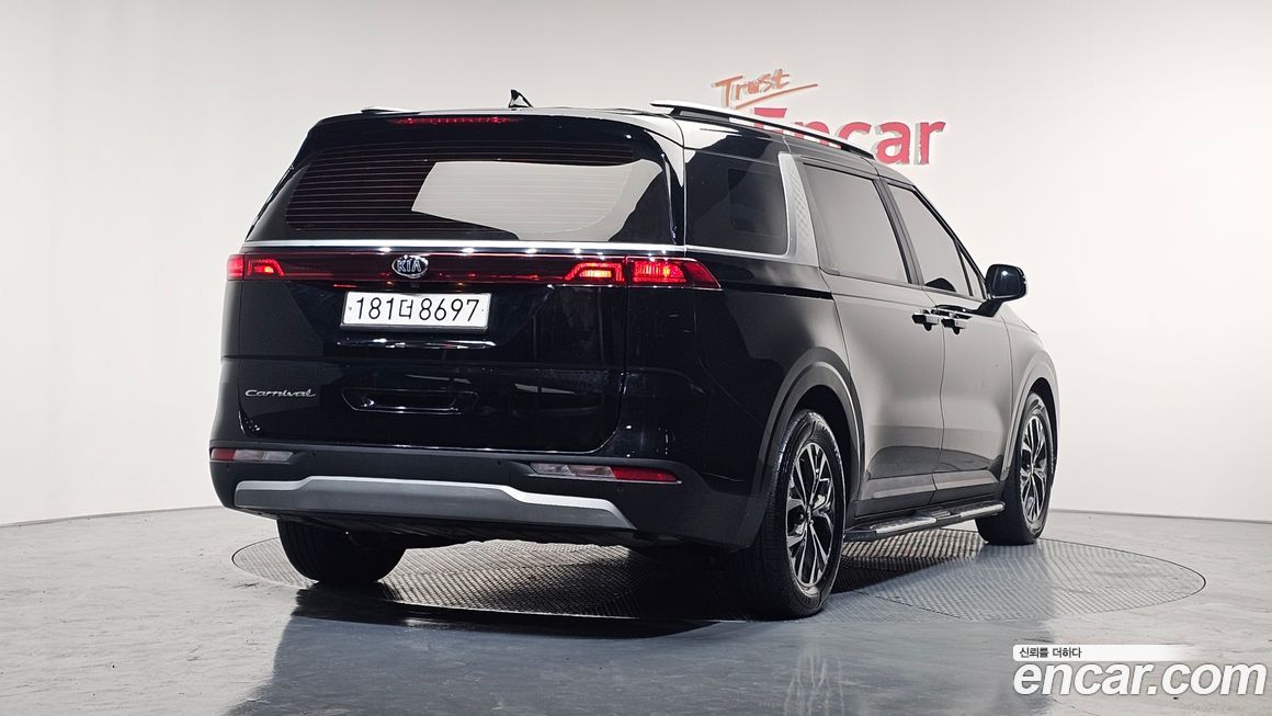 Kia Canival 2021
