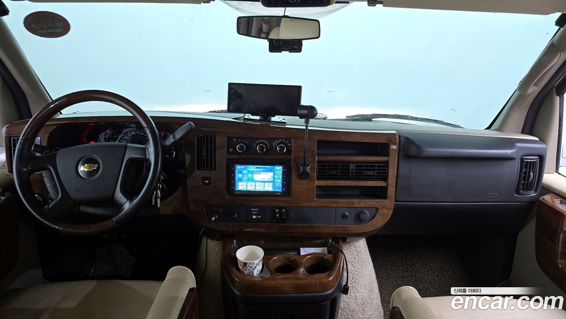 Chevrolet Express Van 2010