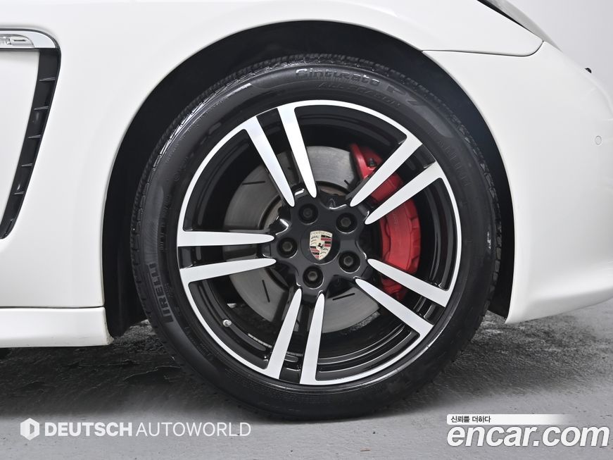 Porsche Panamera 2013