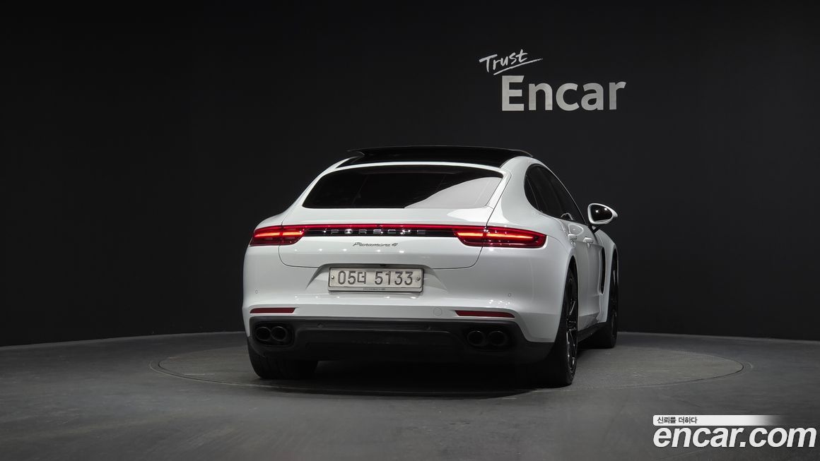 Porsche Panamera 2018