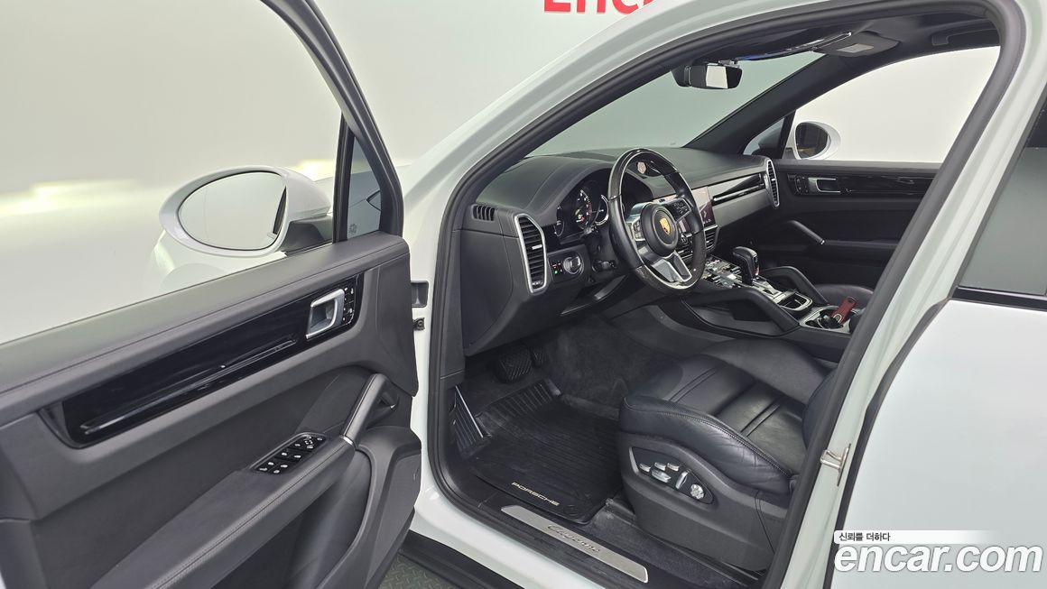 Porsche Cayenne 2020