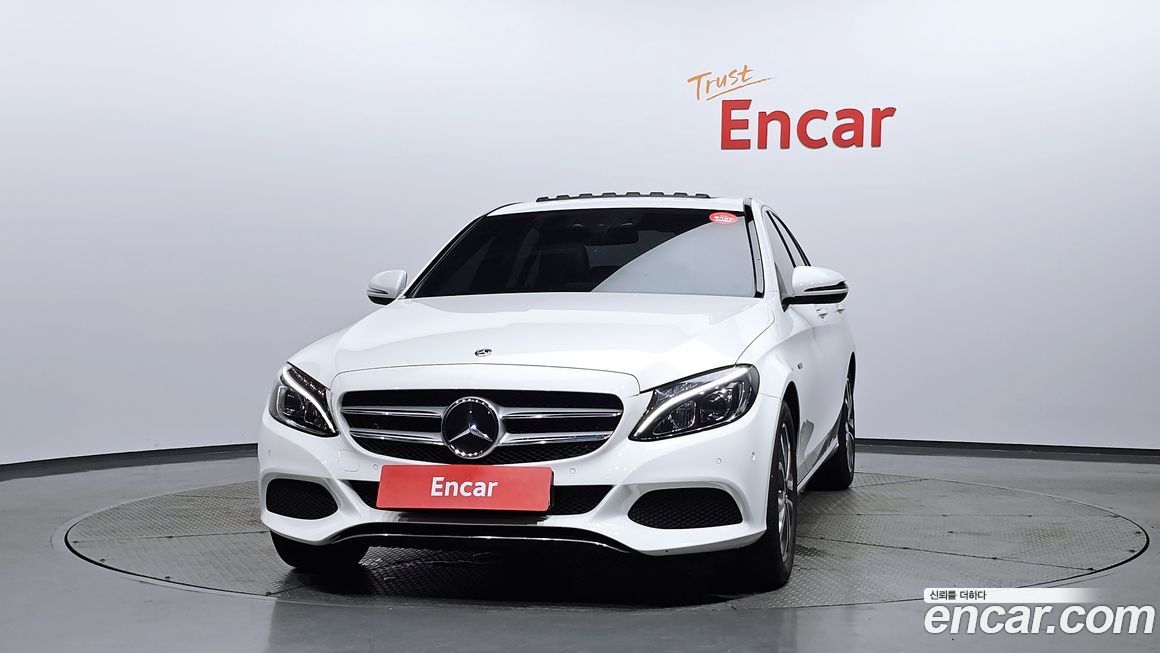 Mercedes-Benz C-Class 2018