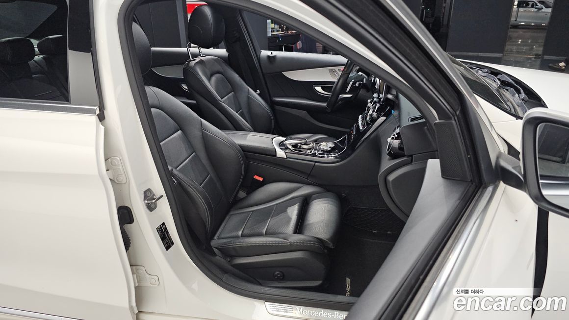 Mercedes-Benz C-Class 2018