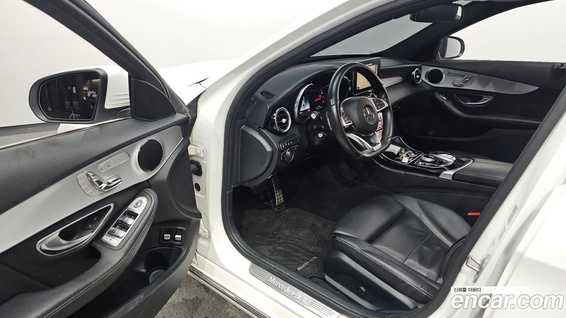 Mercedes-Benz C-Class 2018