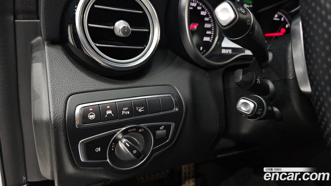 Mercedes-Benz C-Class 2018