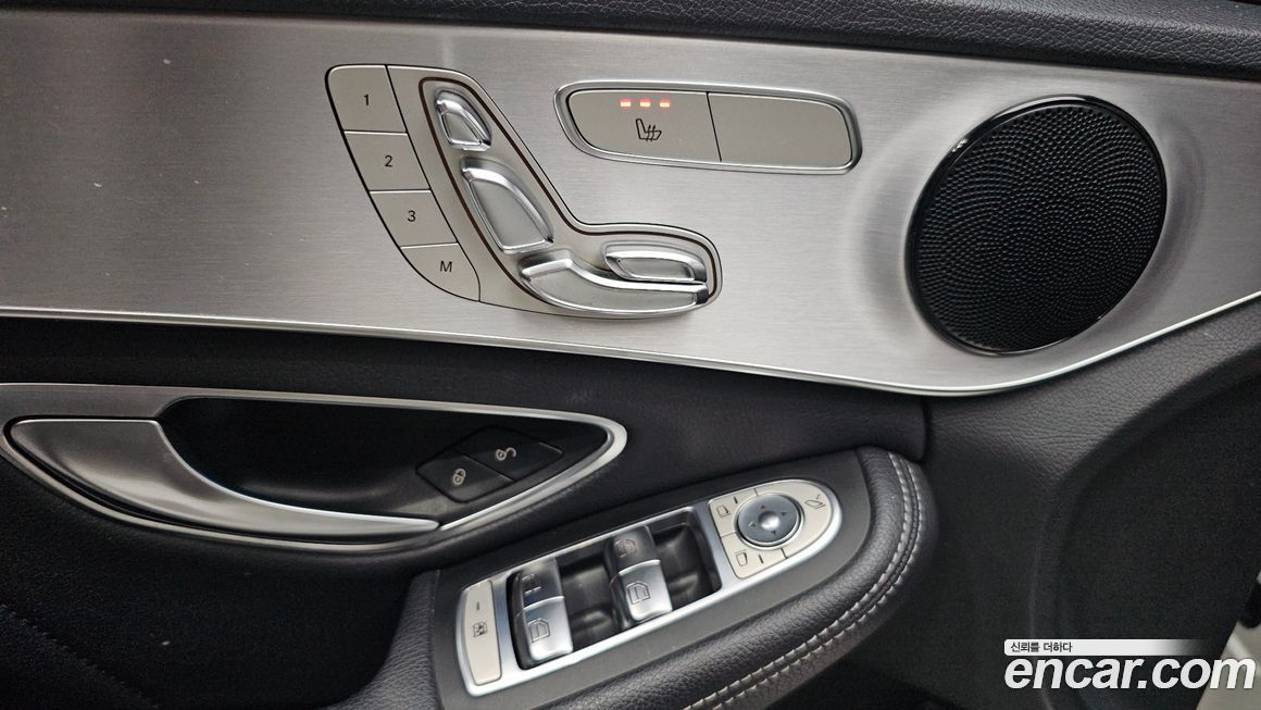 Mercedes-Benz C-Class 2018