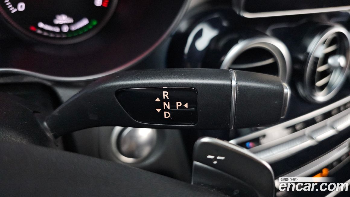 Mercedes-Benz C-Class 2018