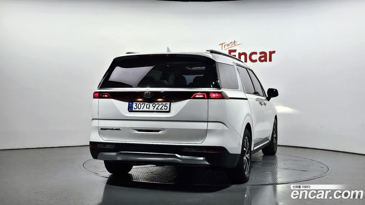 Kia Canival 2021