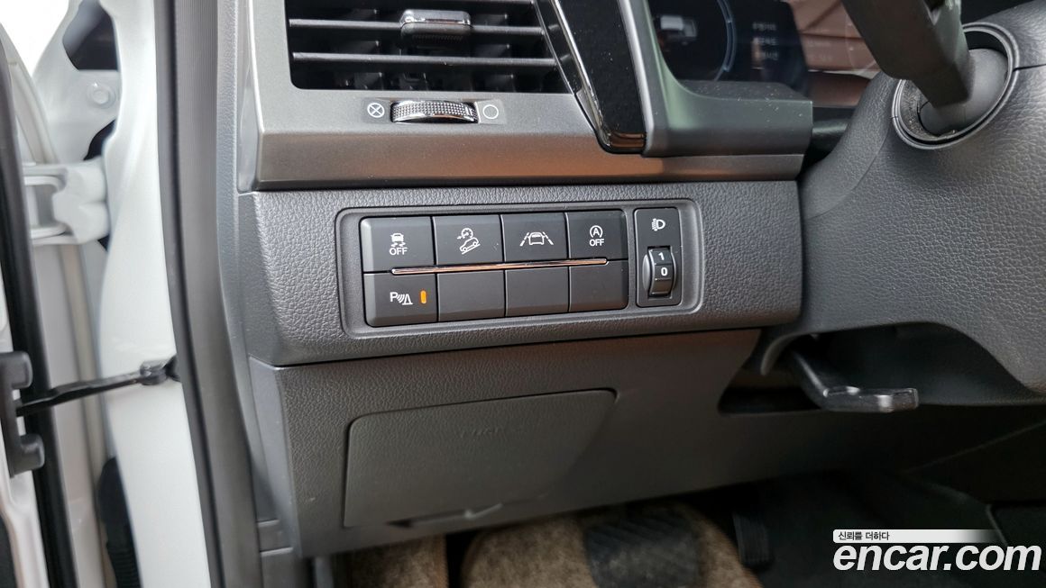 KG_Mobility_Ssangyong Rexton 2023