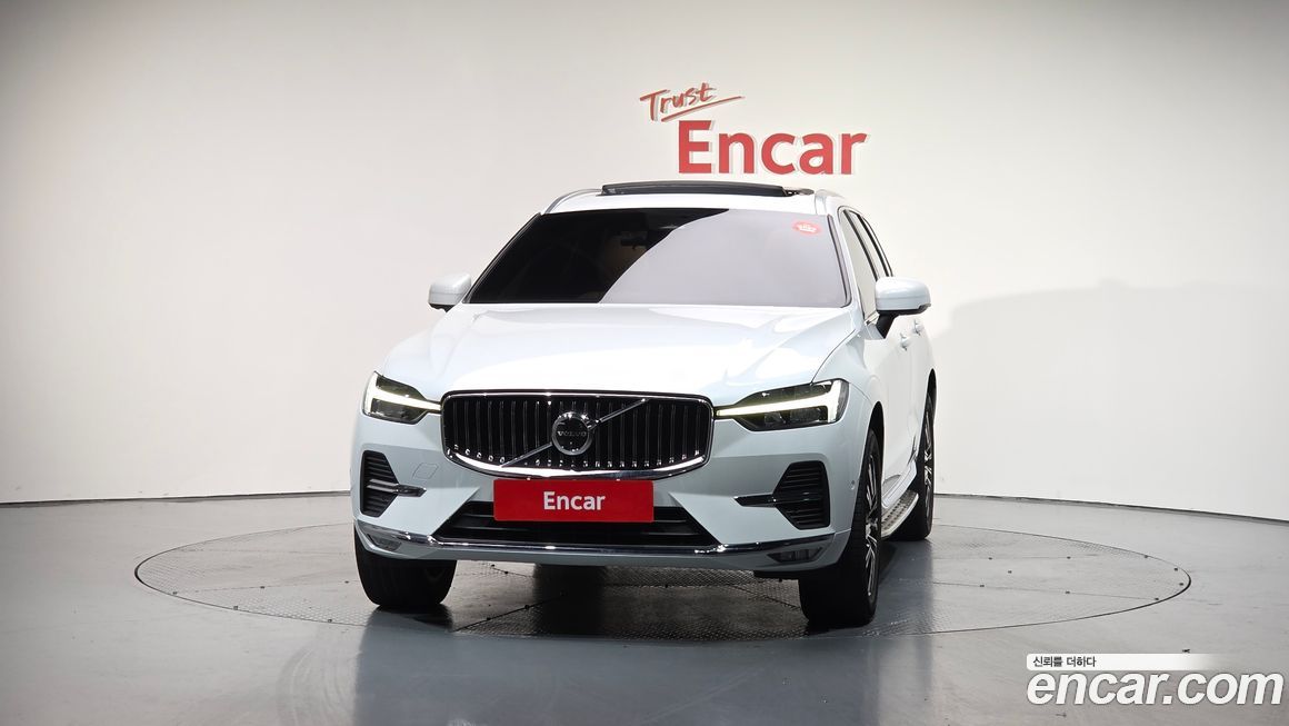 Volvo XC60 2022