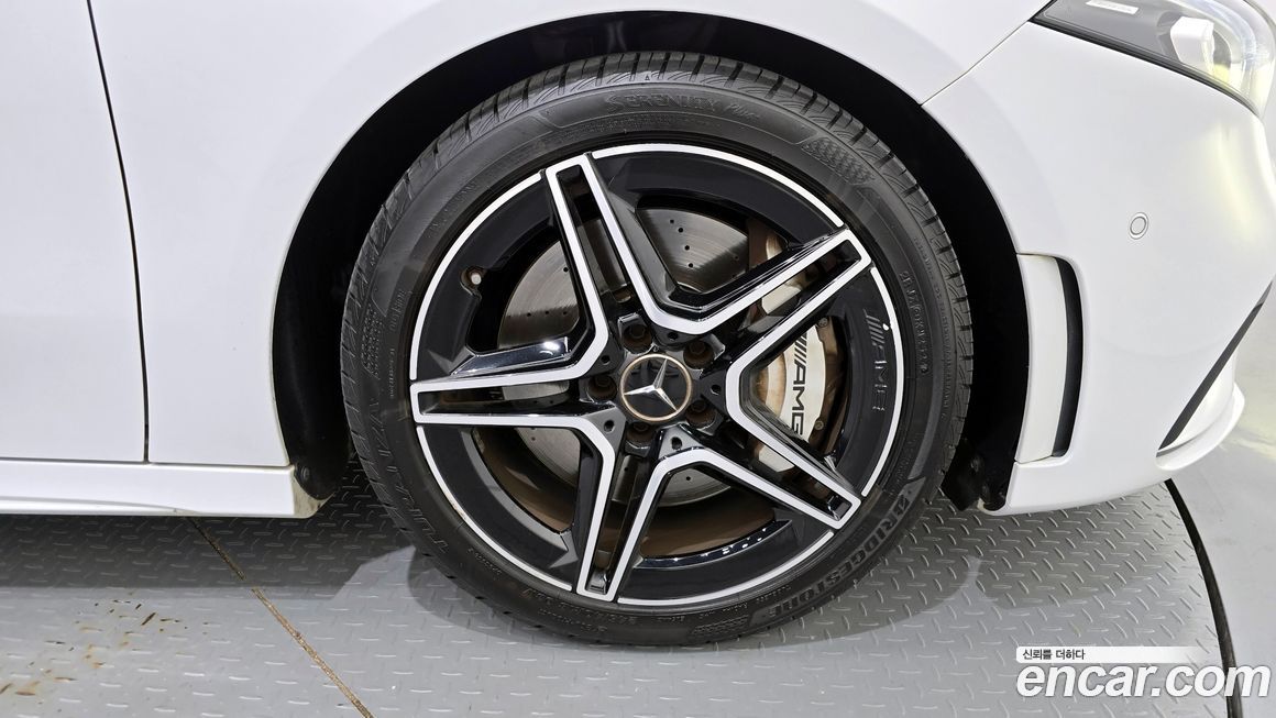 Mercedes-Benz A-Class 2021