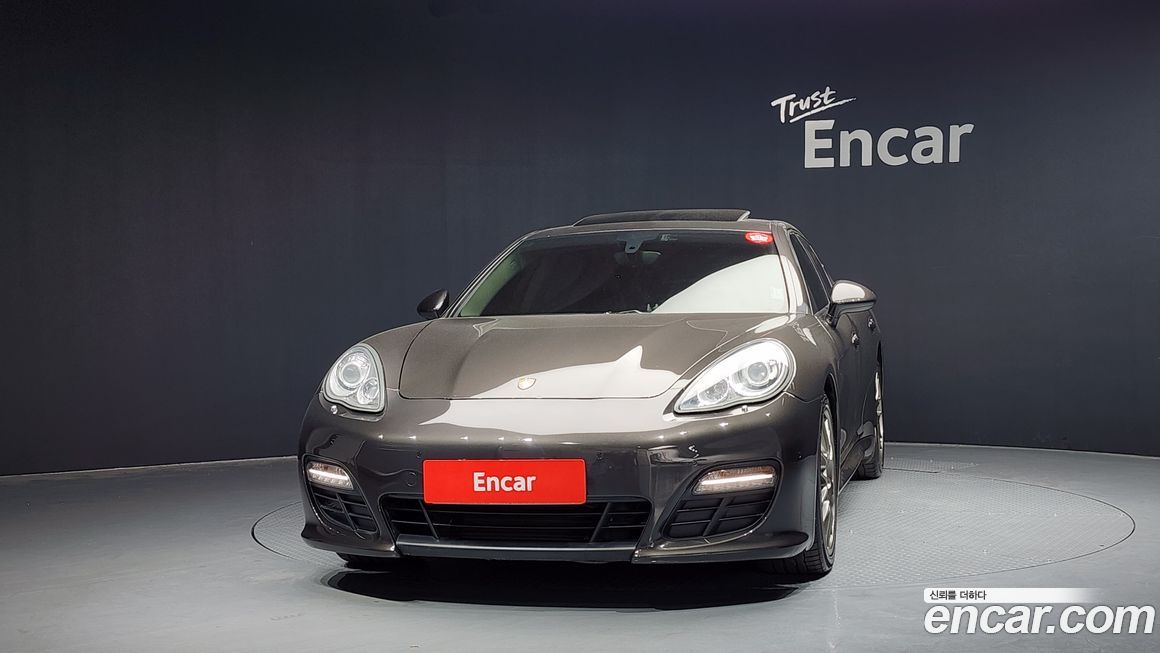 Porsche Panamera 2012