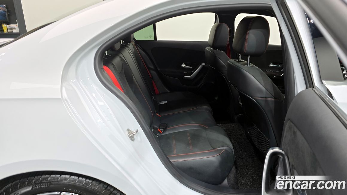 Mercedes-Benz A-Class 2021