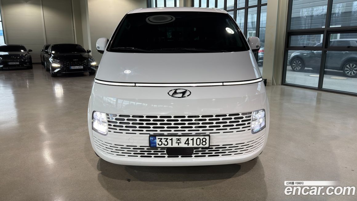 Hyundai Staria 2023