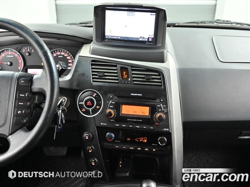 KG_Mobility_Ssangyong KORANDO 2012