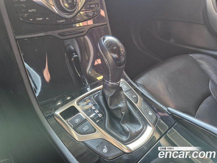 Hyundai Grandeur 2011