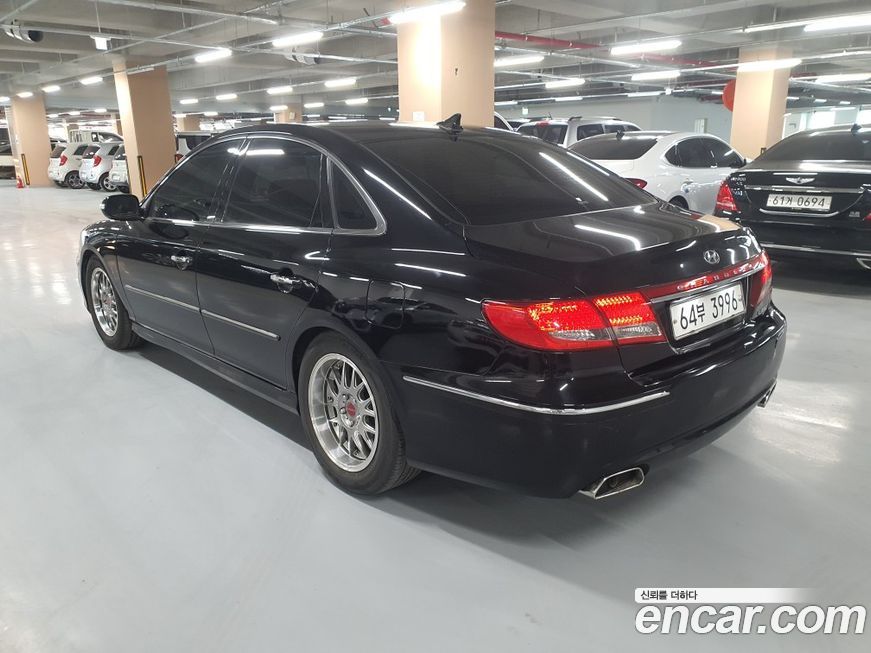 Hyundai Grandeur 2010