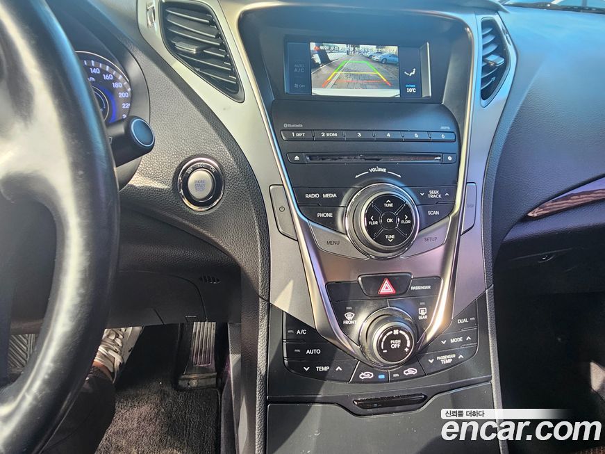 Hyundai Grandeur 2013