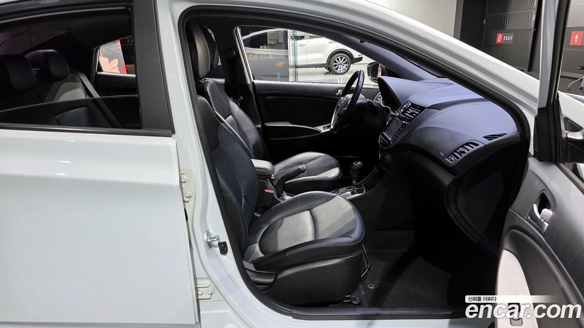 Hyundai Accent 2016