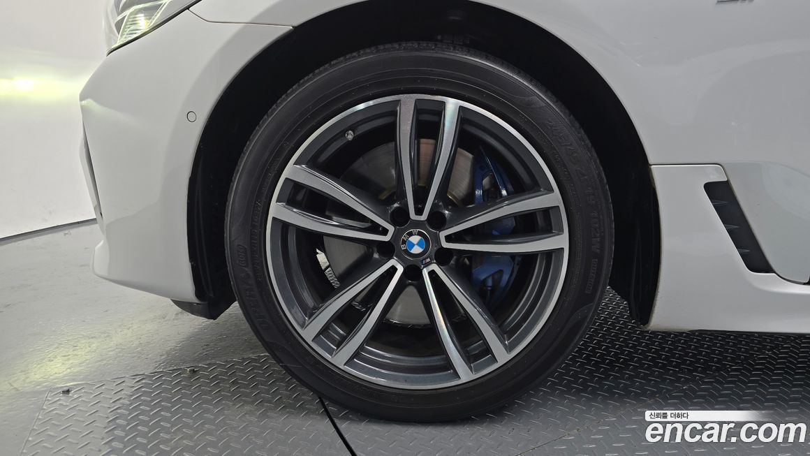 BMW Gran Turismo 2021