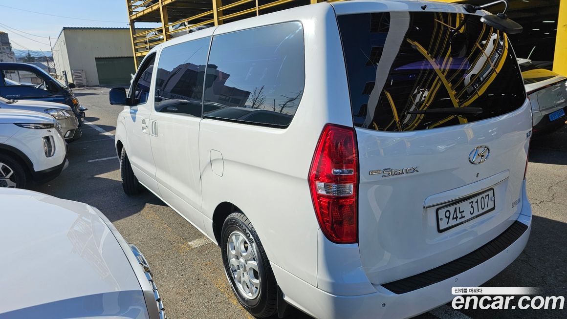 Hyundai Starex 2015
