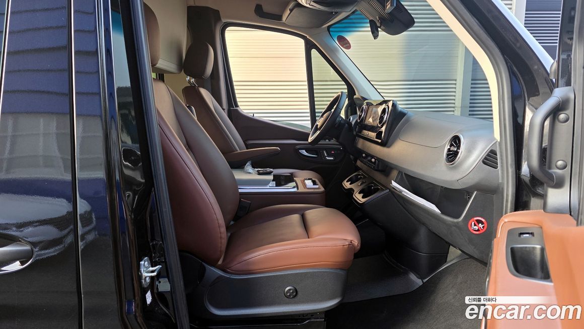 Mercedes-Benz Sprinter 2024