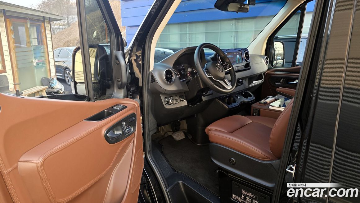 Mercedes-Benz Sprinter 2024