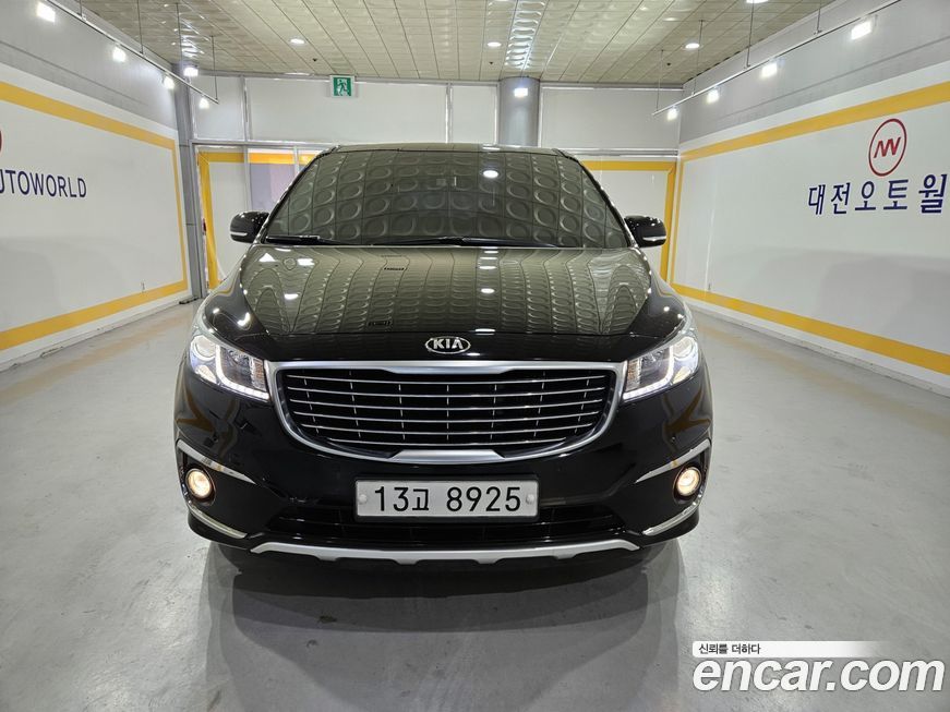 Kia Canival 2015