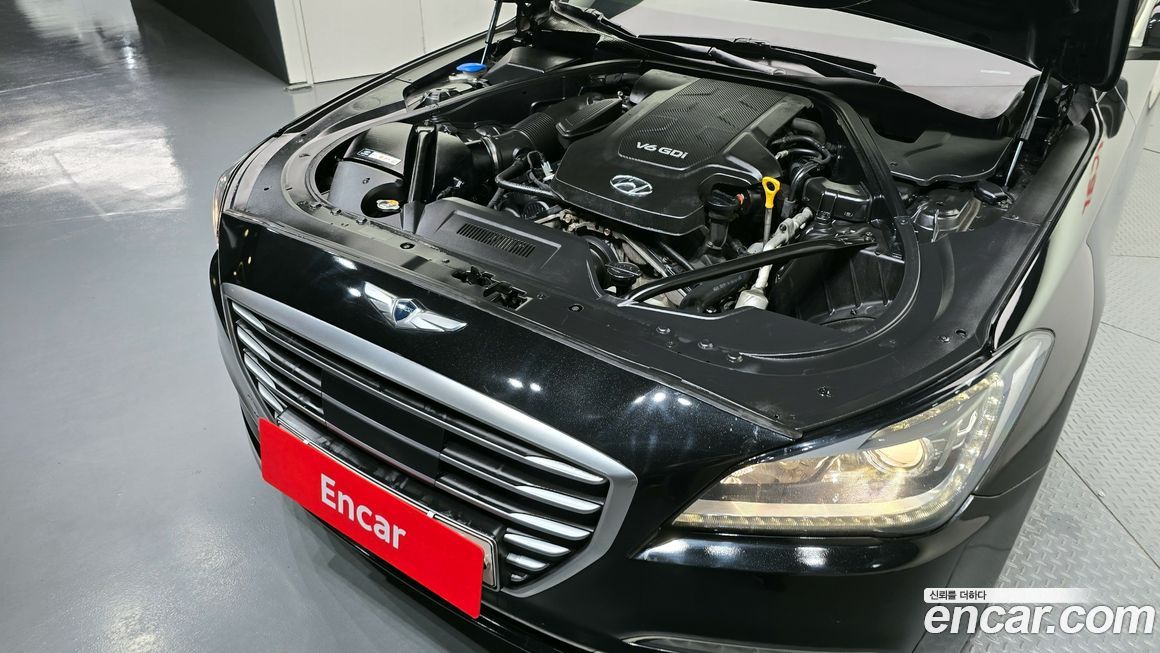 Hyundai Genesis 2015