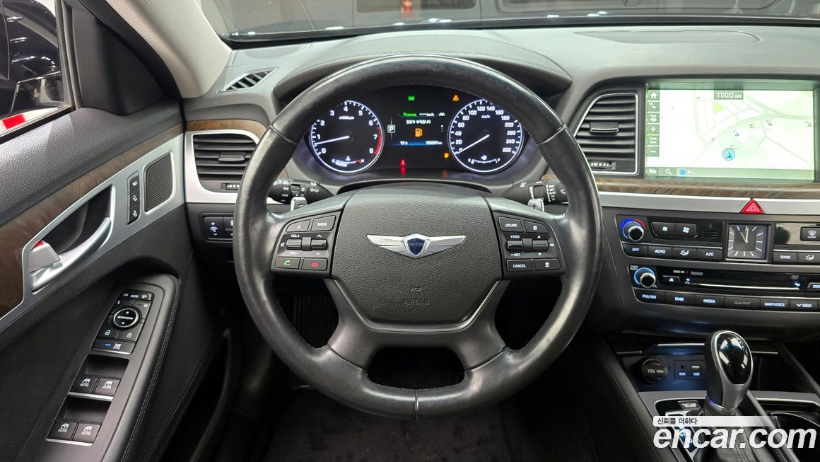 Hyundai Genesis 2015