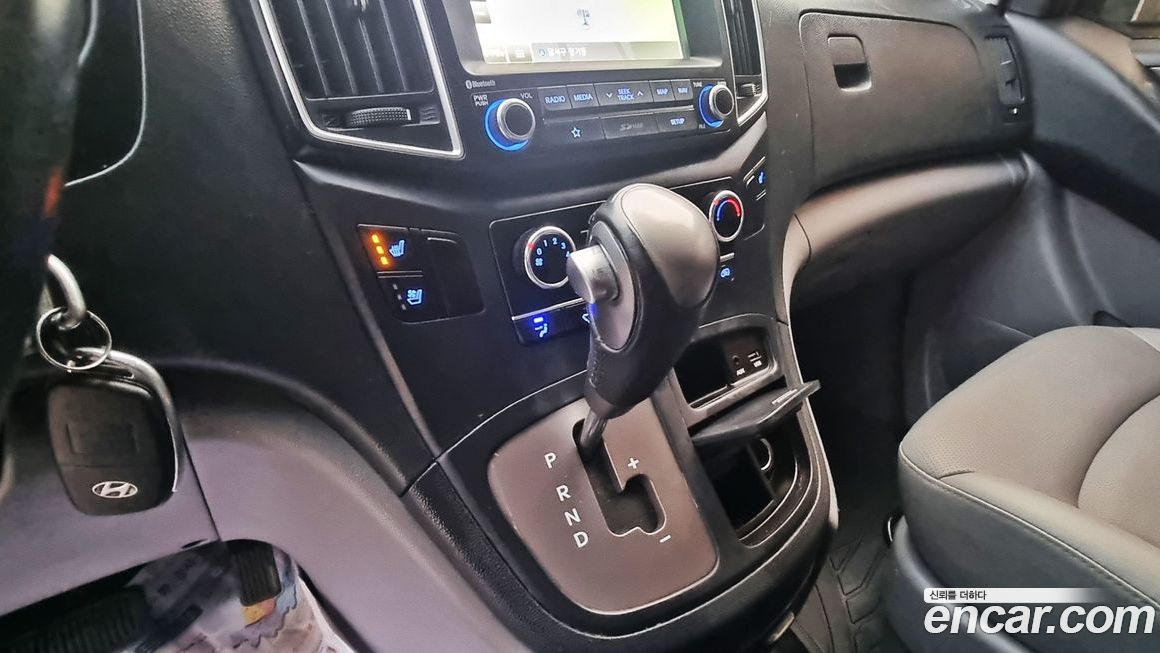 Hyundai Starex 2019
