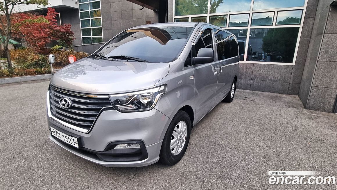 Hyundai Starex 2019