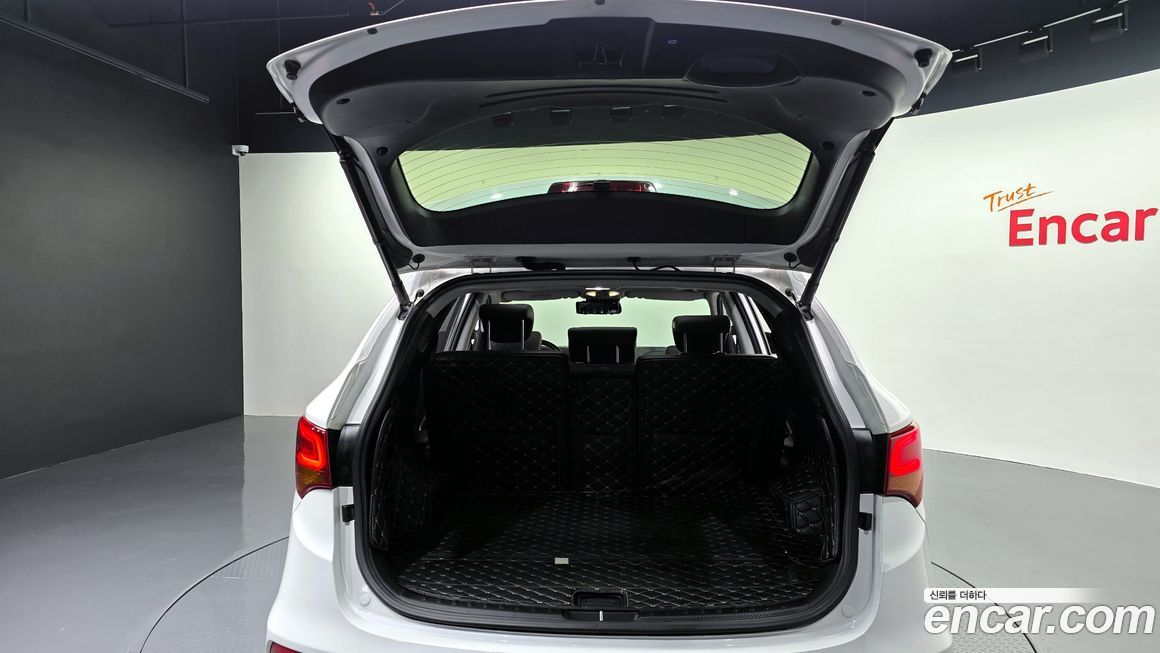 Hyundai Santafe 2017