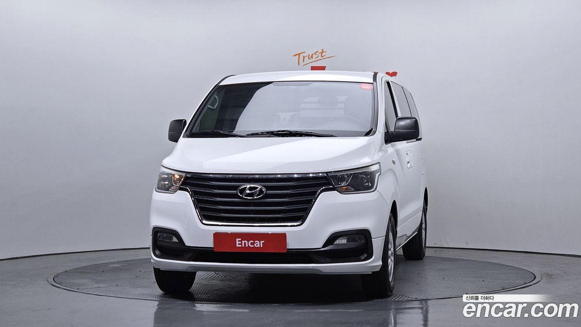 Hyundai Starex 2021
