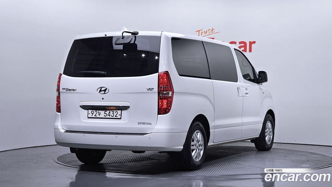 Hyundai Starex 2021