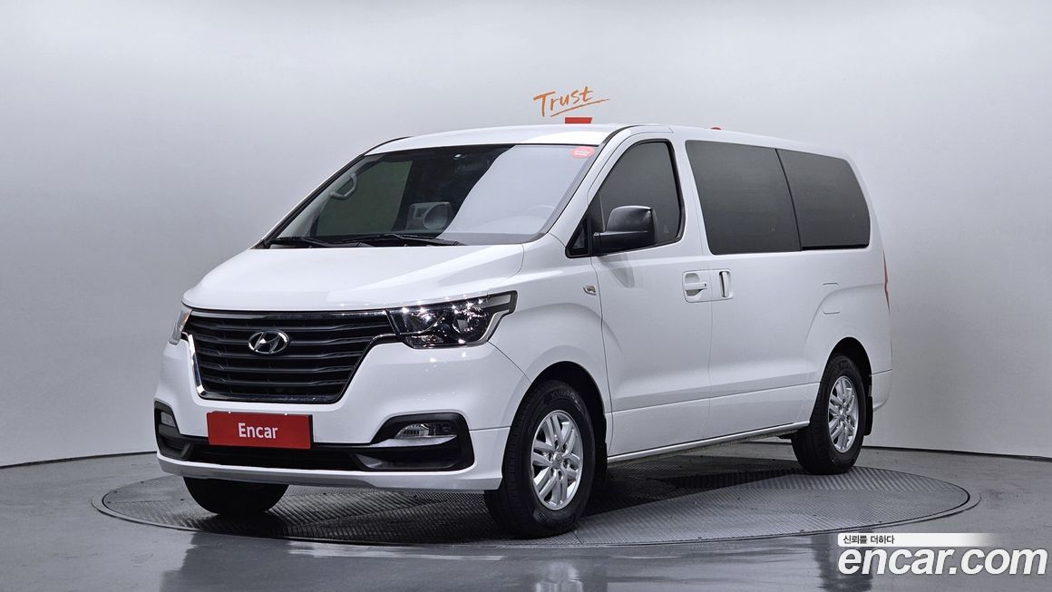 Hyundai Starex 2021