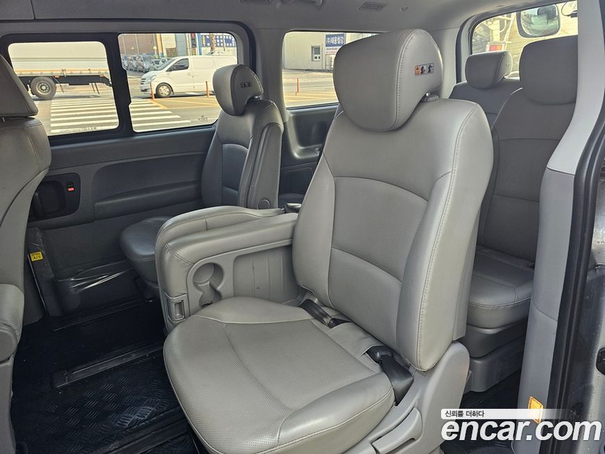 Hyundai Starex 2020