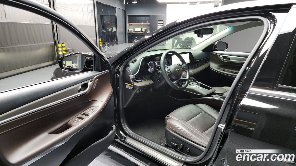 Hyundai Grandeur 2020