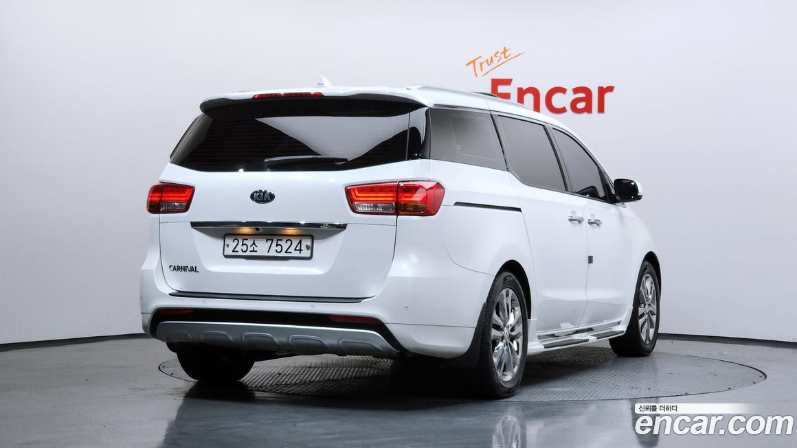 Kia Canival 2017