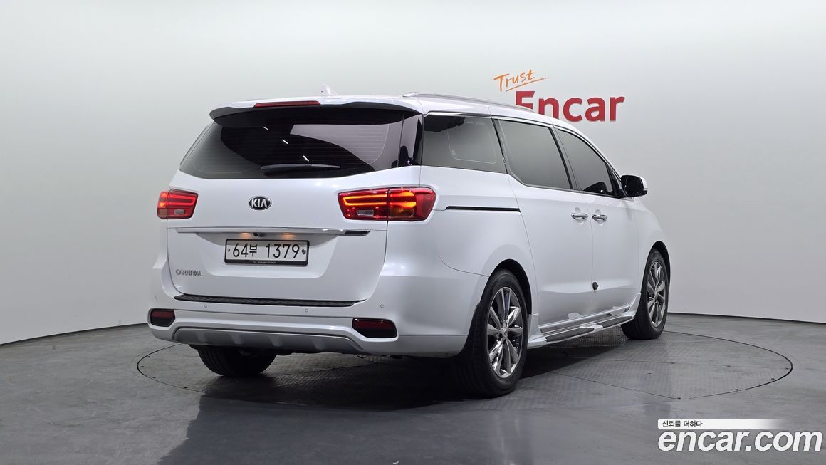 Kia Canival 2019