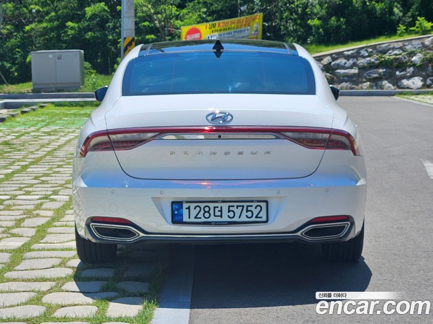 Hyundai Grandeur 2020