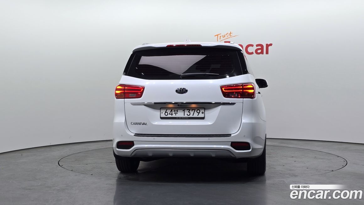 Kia Canival 2019