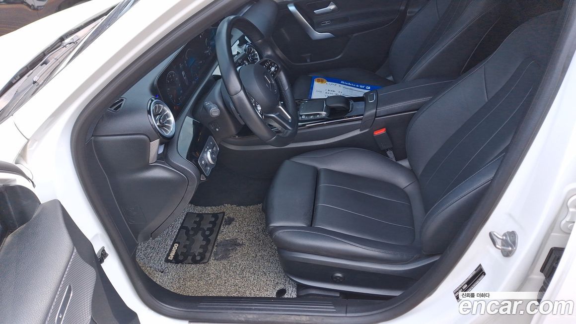 Mercedes-Benz A-Class 2023