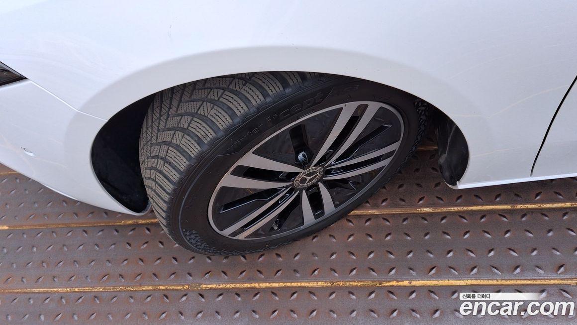 Mercedes-Benz A-Class 2023